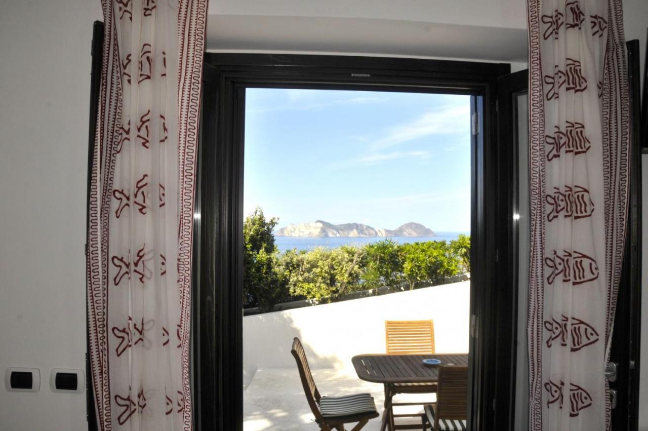 Guest House Villa Il Gabbiano ポンツァ エクステリア 写真