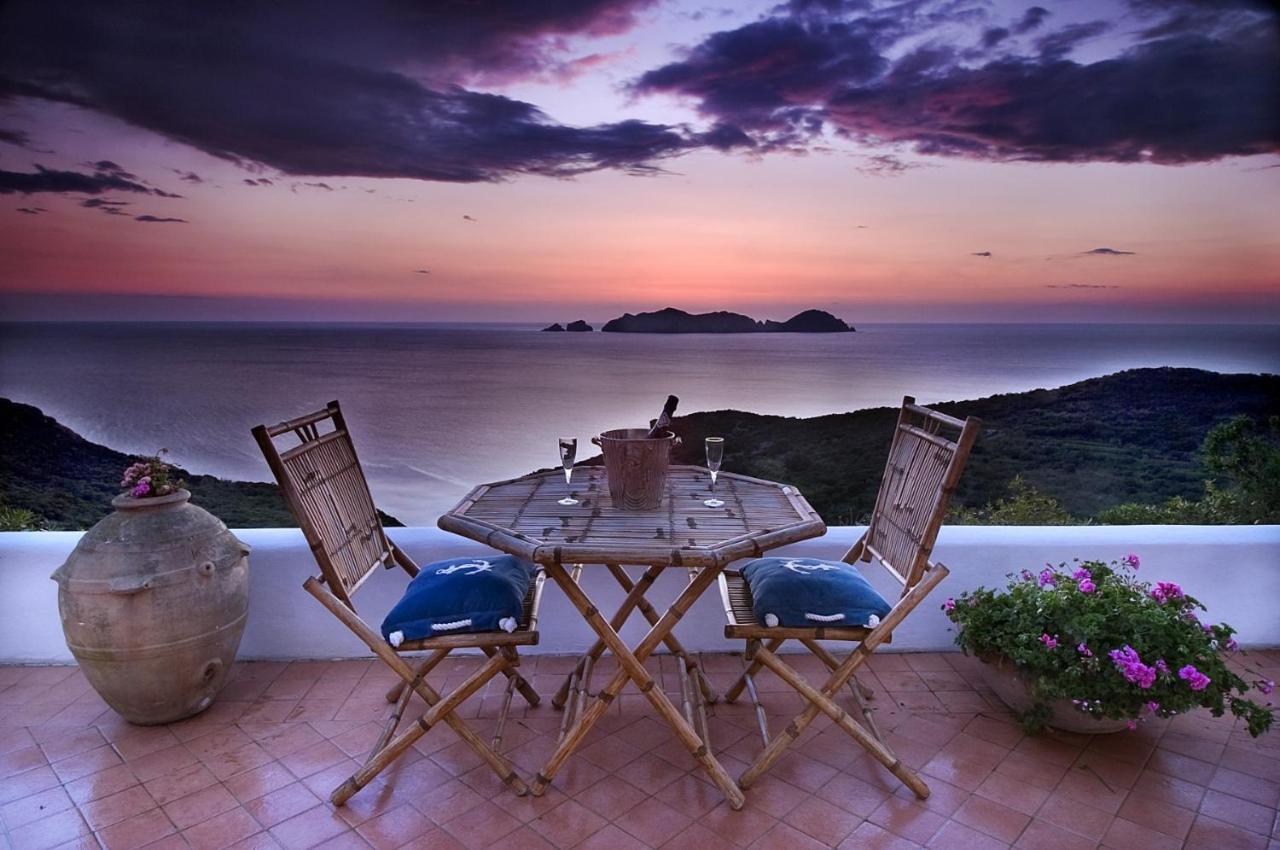 Guest House Villa Il Gabbiano ポンツァ エクステリア 写真