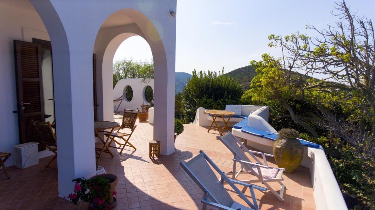 Guest House Villa Il Gabbiano ポンツァ エクステリア 写真