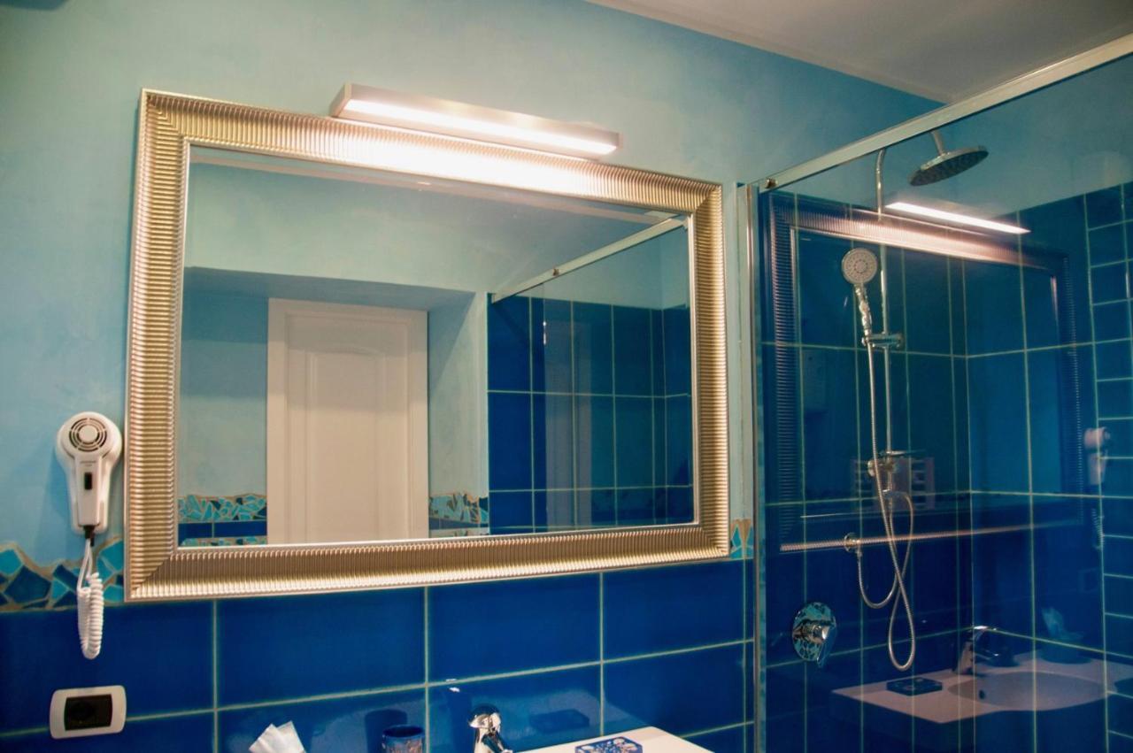 Guest House Villa Il Gabbiano ポンツァ エクステリア 写真